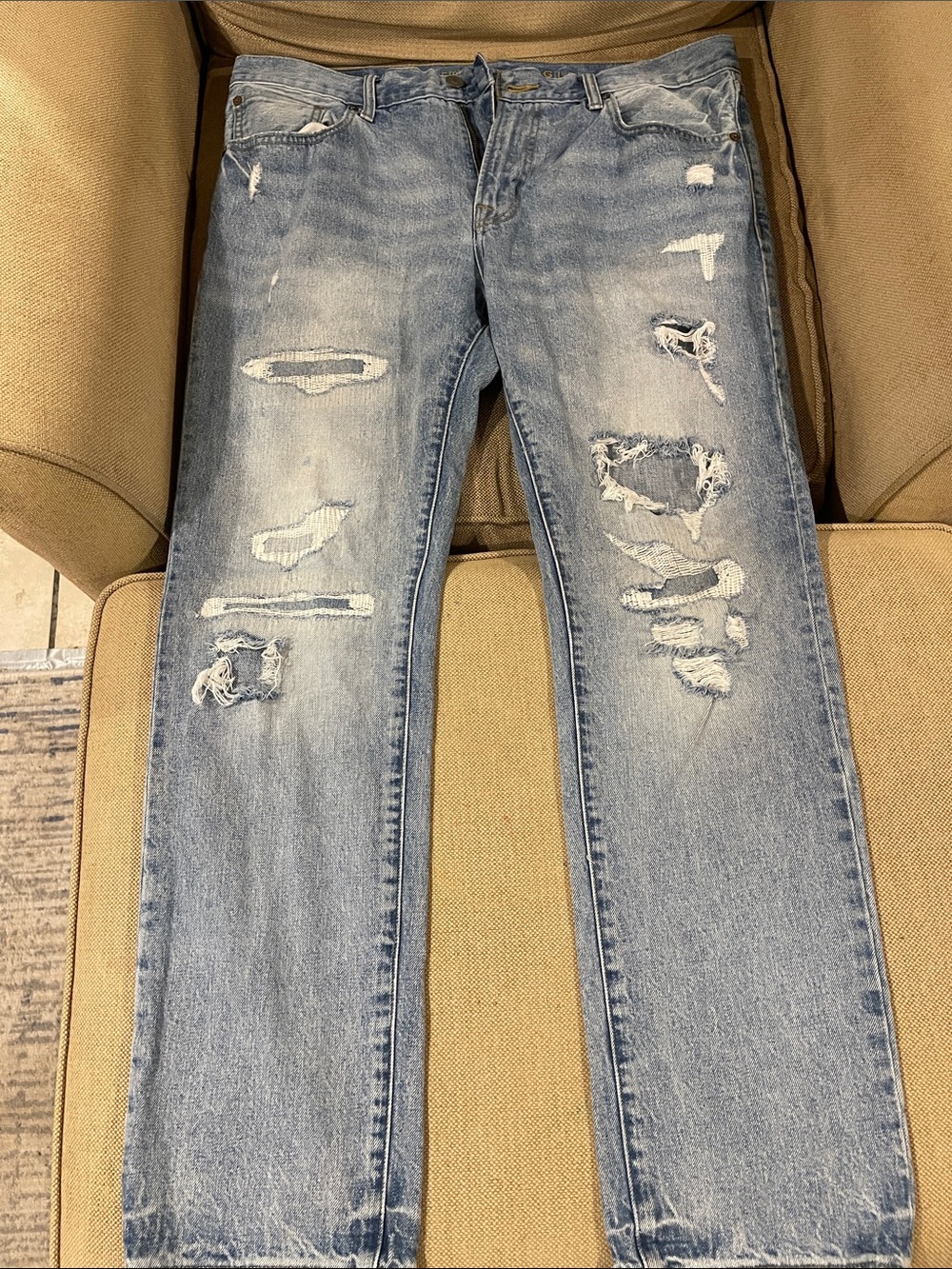 American Eagle Outfitters Light Blue Distressed Slim Straight Jeans